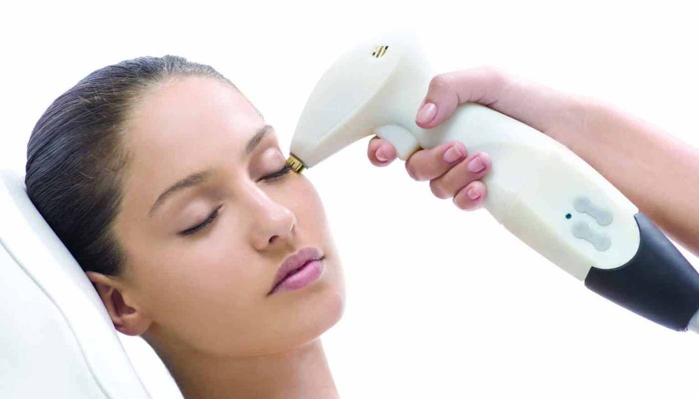 Dispositif RF REACTION pour raffermissement peau sans chirurgie